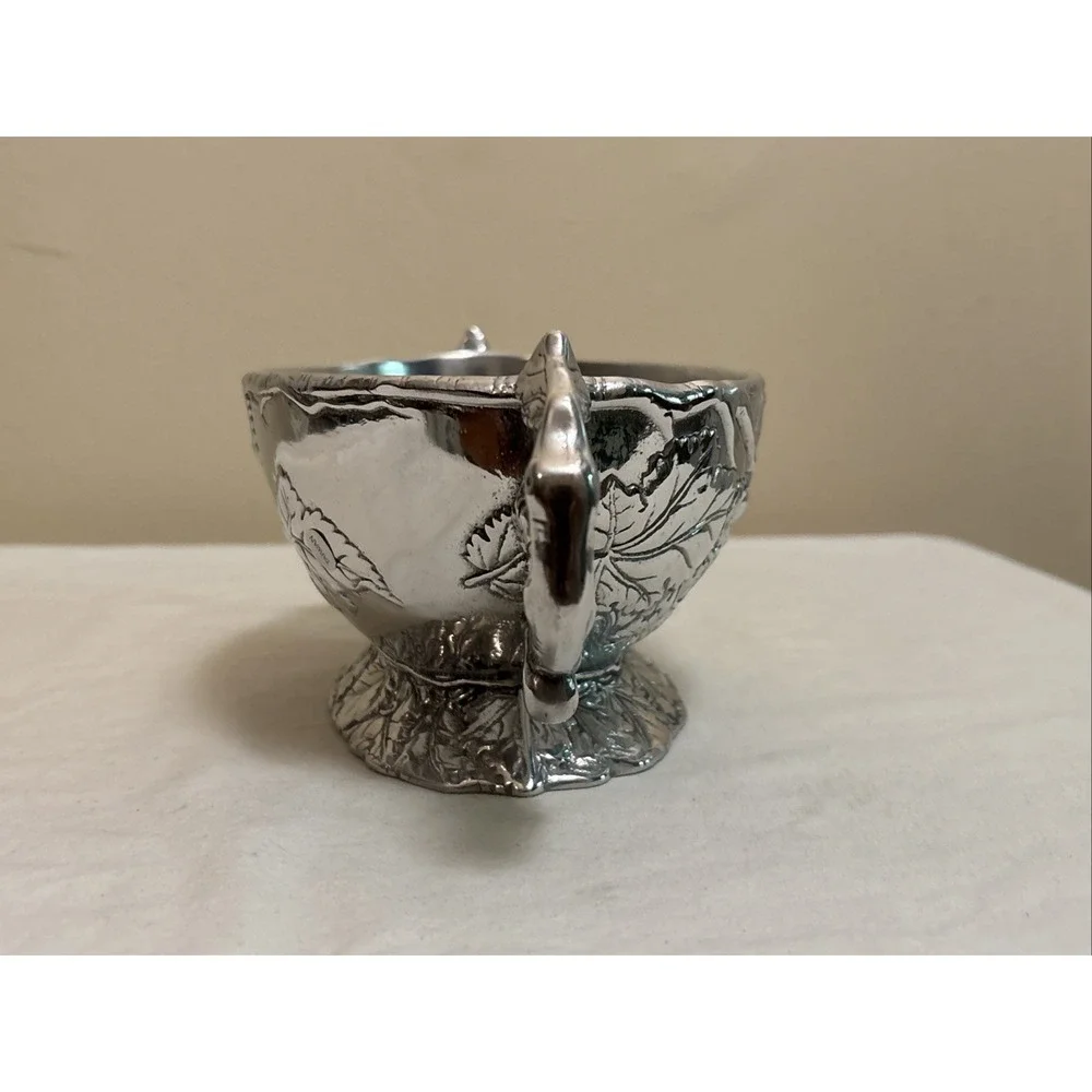 Vintage 1997 Arthur Court Grapevine Pattern Gravy Sauce Boat Aluminum Silver